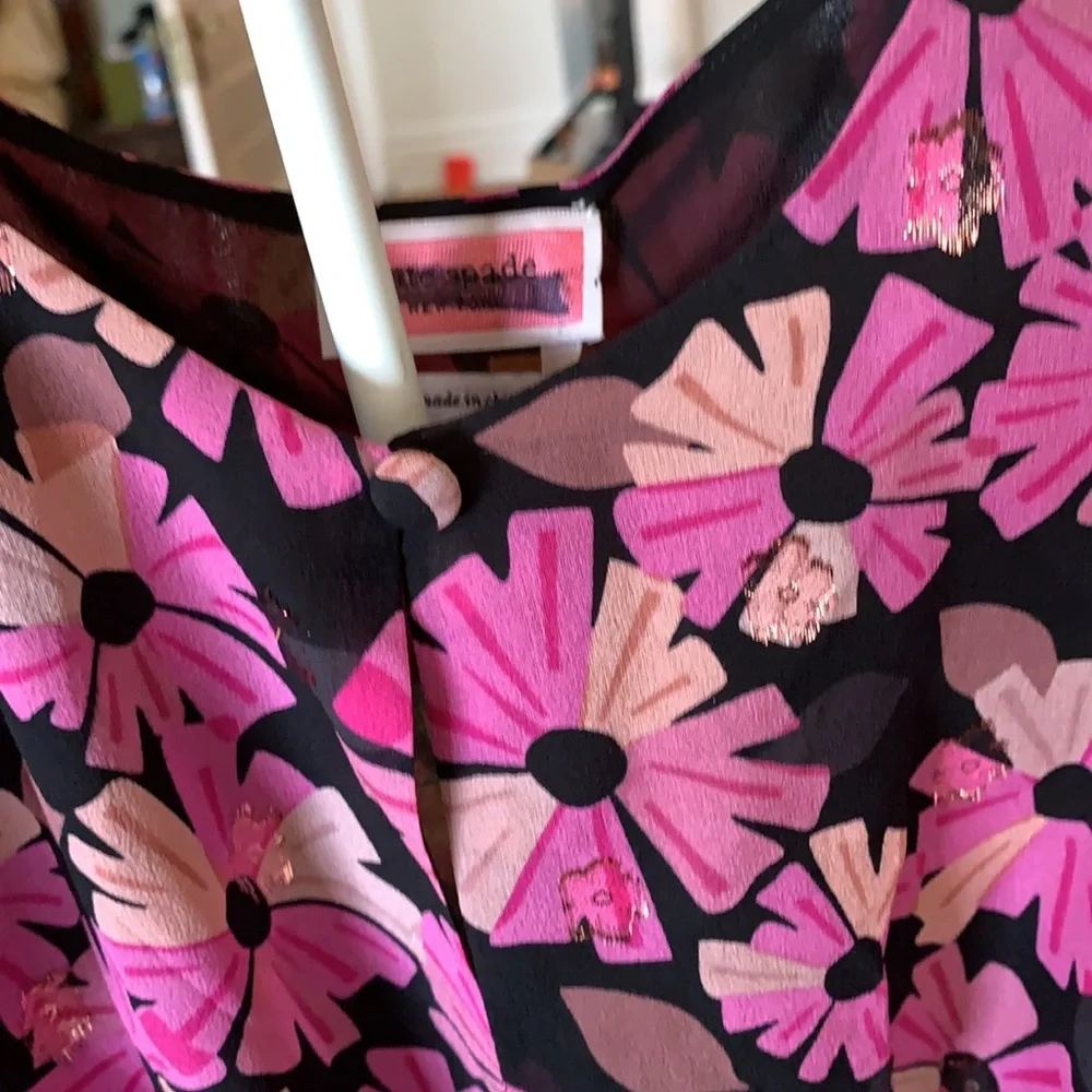 Kate spade shimmery‎ silk floral top. NWOT. Retail 198
